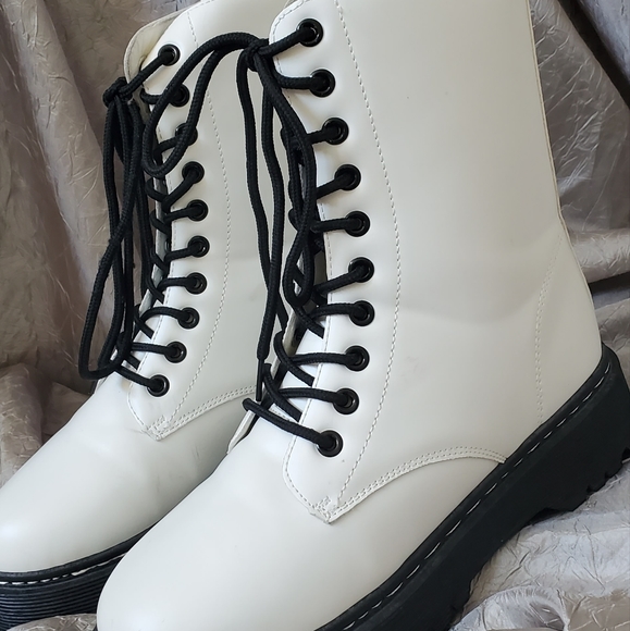 UNILADY WHITE COMBAT BOOTS SZ 7 - Picture 7 of 11